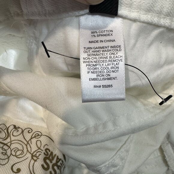 VTG Express Embellished Beaded Shorts Low Rise White Y2K Western Festival Size 4 - Picture 5 of 5